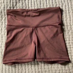 GAP Eclipse biker shorts